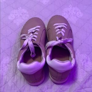 Universal Thread Pink and White Sneakers Casual Low-Top